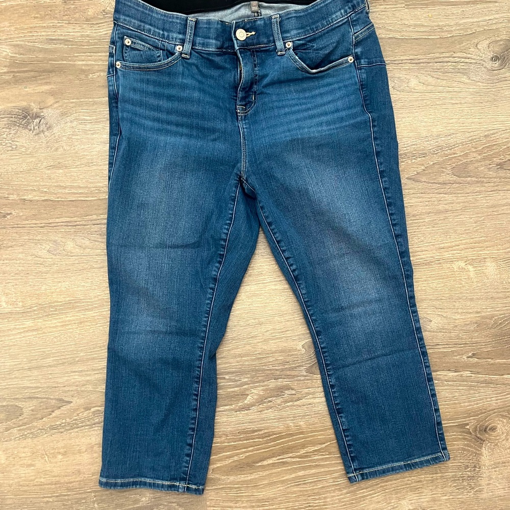 Torrid Blue Cropped Ankle Jeans with Classic Slim Fit